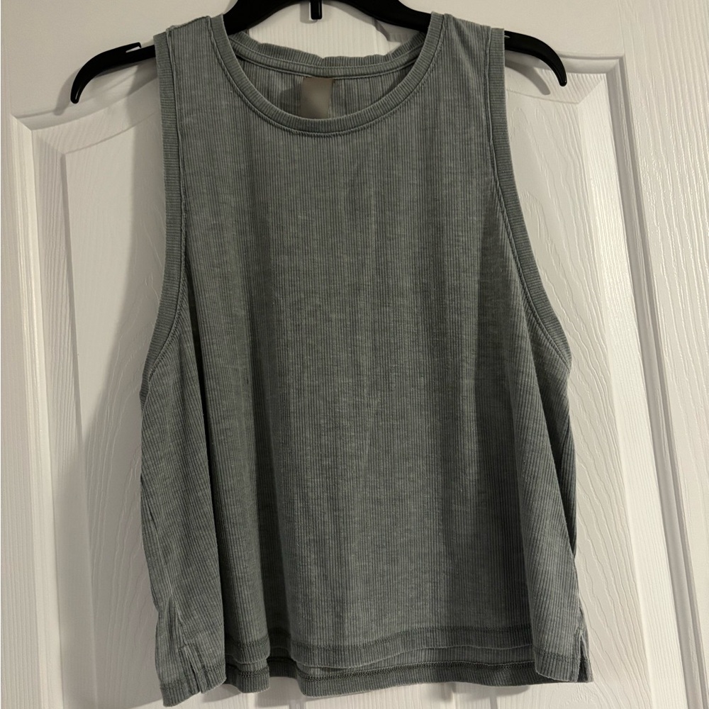 Olive Ribbed Knit Sweater with Sturdy Texture